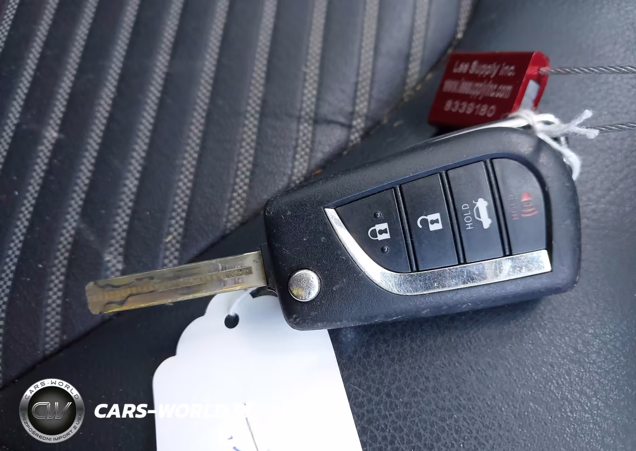 2018 Toyota Camry Se VIN:4T1B11HK0JU663009 - 11