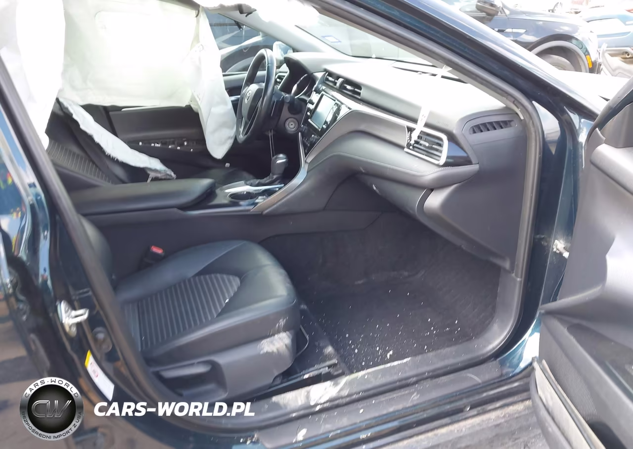 2018 Toyota Camry Se VIN:4T1B11HK0JU663009 - 5
