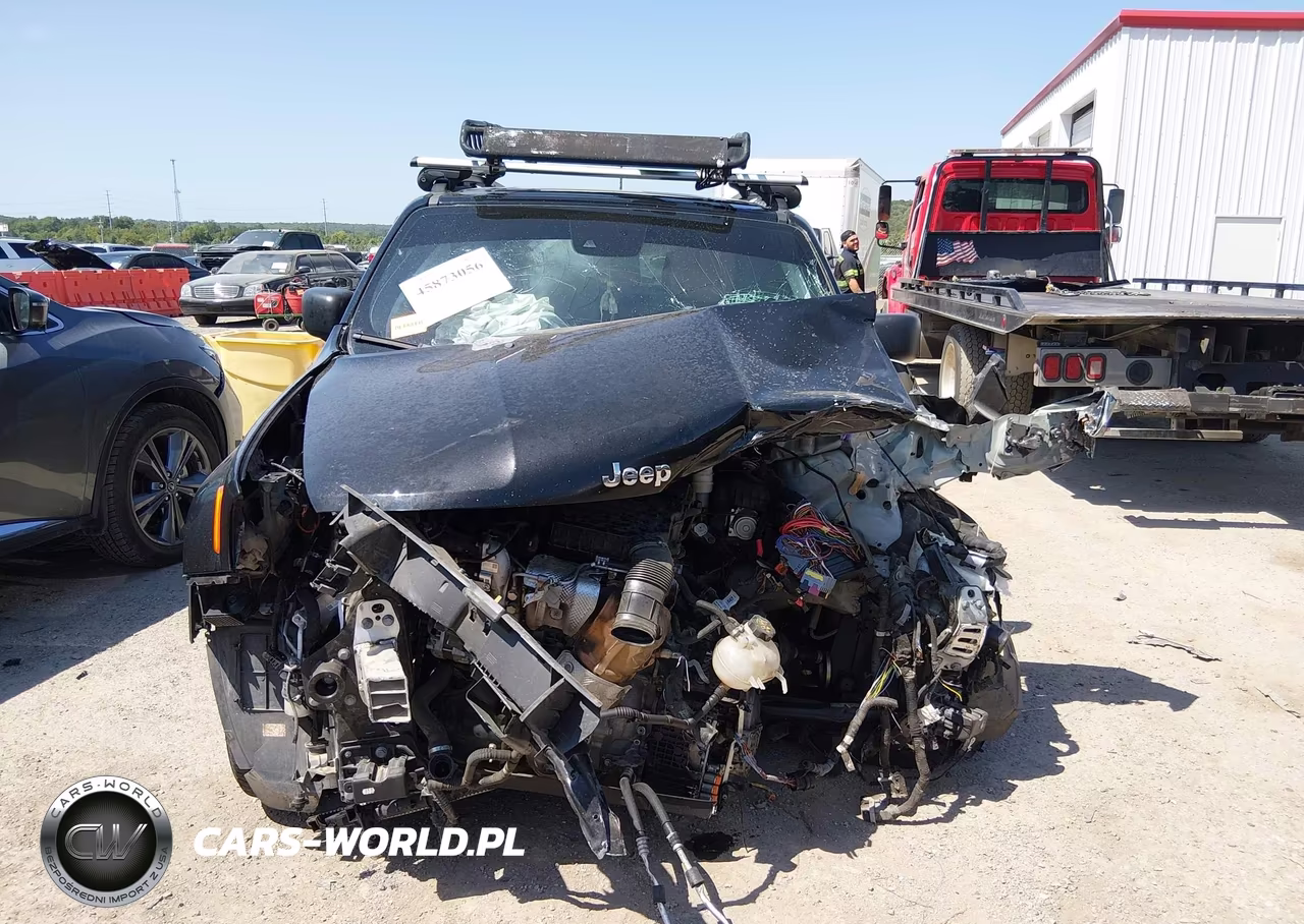 2023 Jeep Renegade Latitude 4X4 VIN:ZACNJDB17PPP34877 - 13