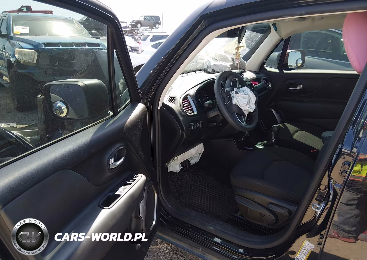 2023 Jeep Renegade Latitude 4X4 VIN:ZACNJDB17PPP34877 - 15