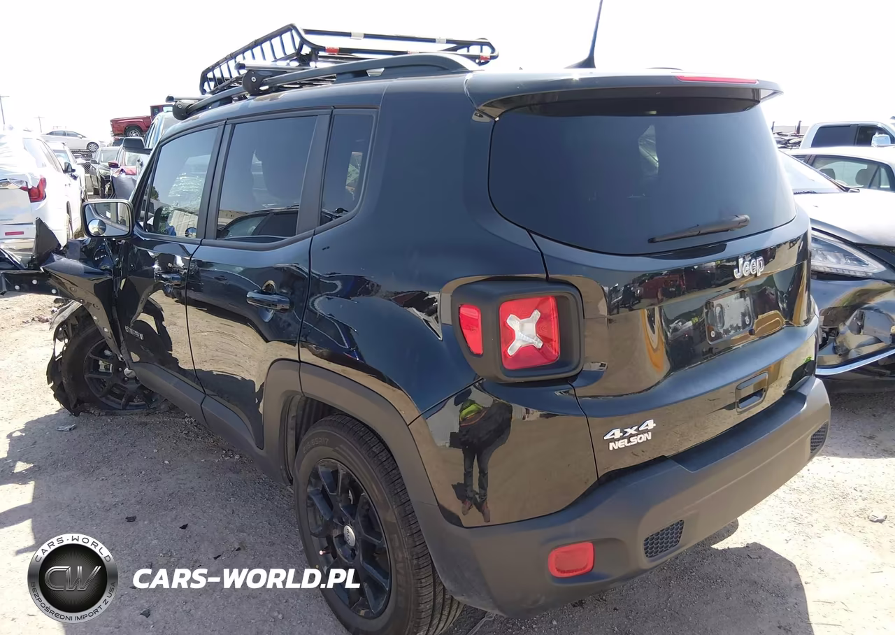 2023 Jeep Renegade Latitude 4X4 VIN:ZACNJDB17PPP34877 - 3