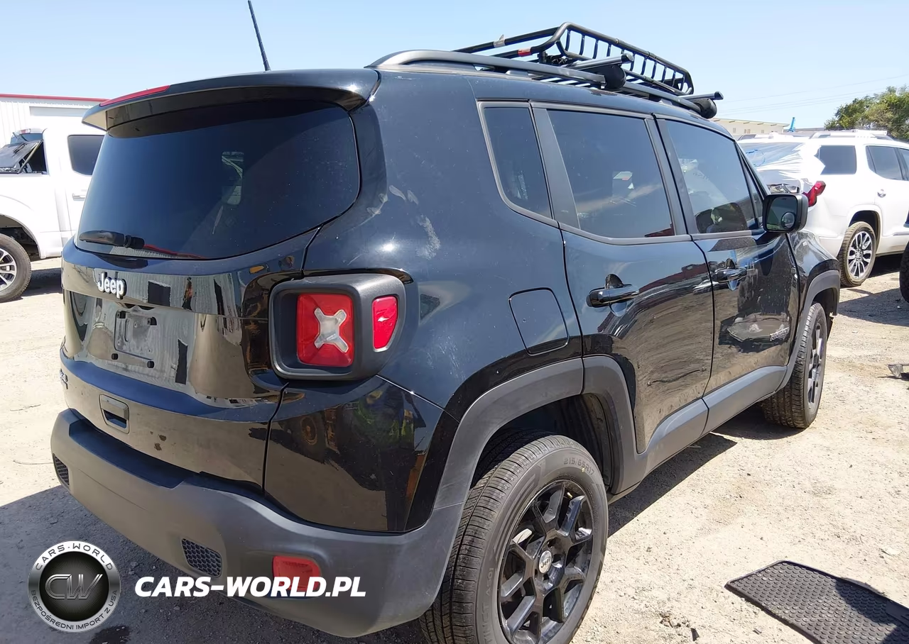 2023 Jeep Renegade Latitude 4X4 VIN:ZACNJDB17PPP34877 - 4