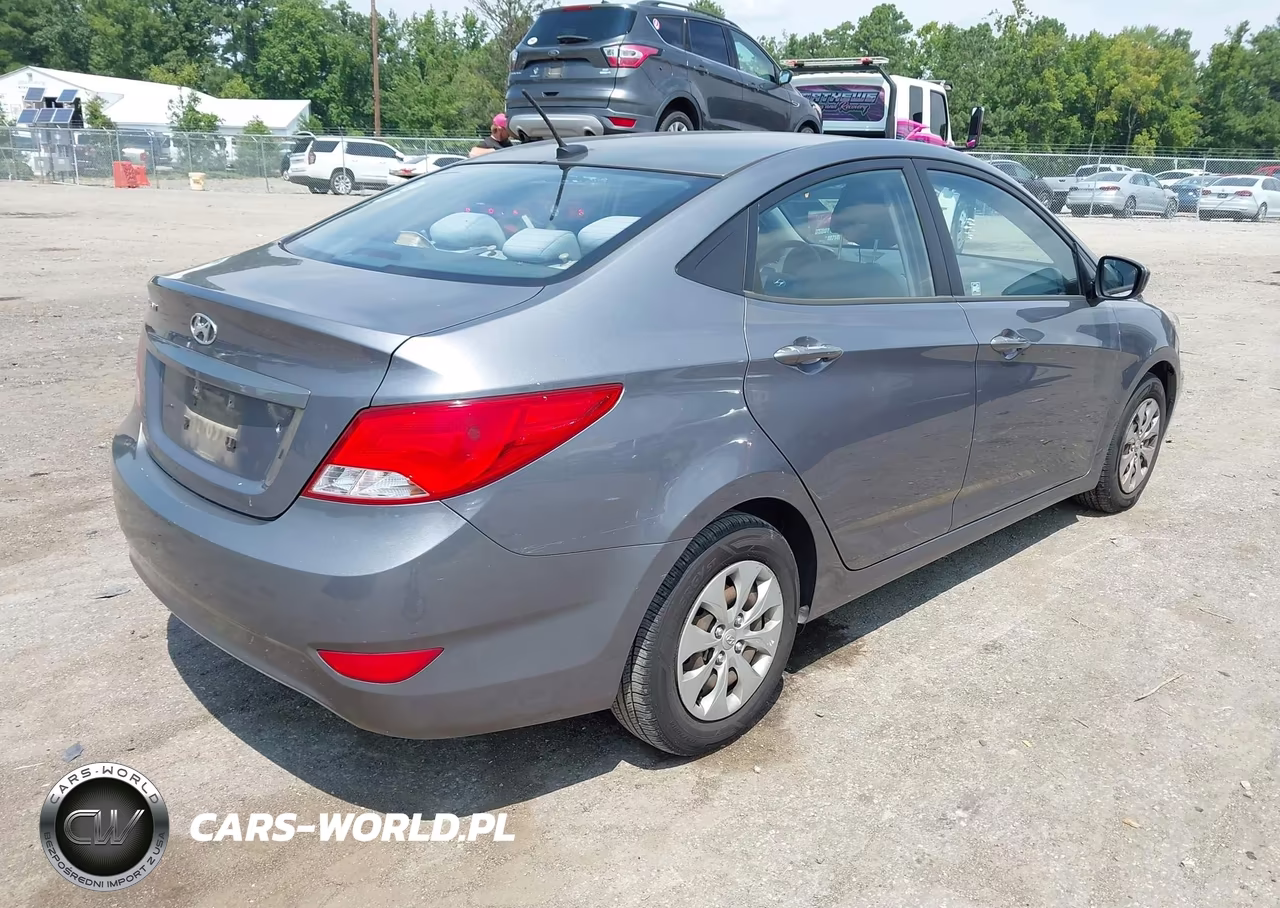 2015 Hyundai Accent Gls VIN:KMHCT4AE3FU898015 - 4