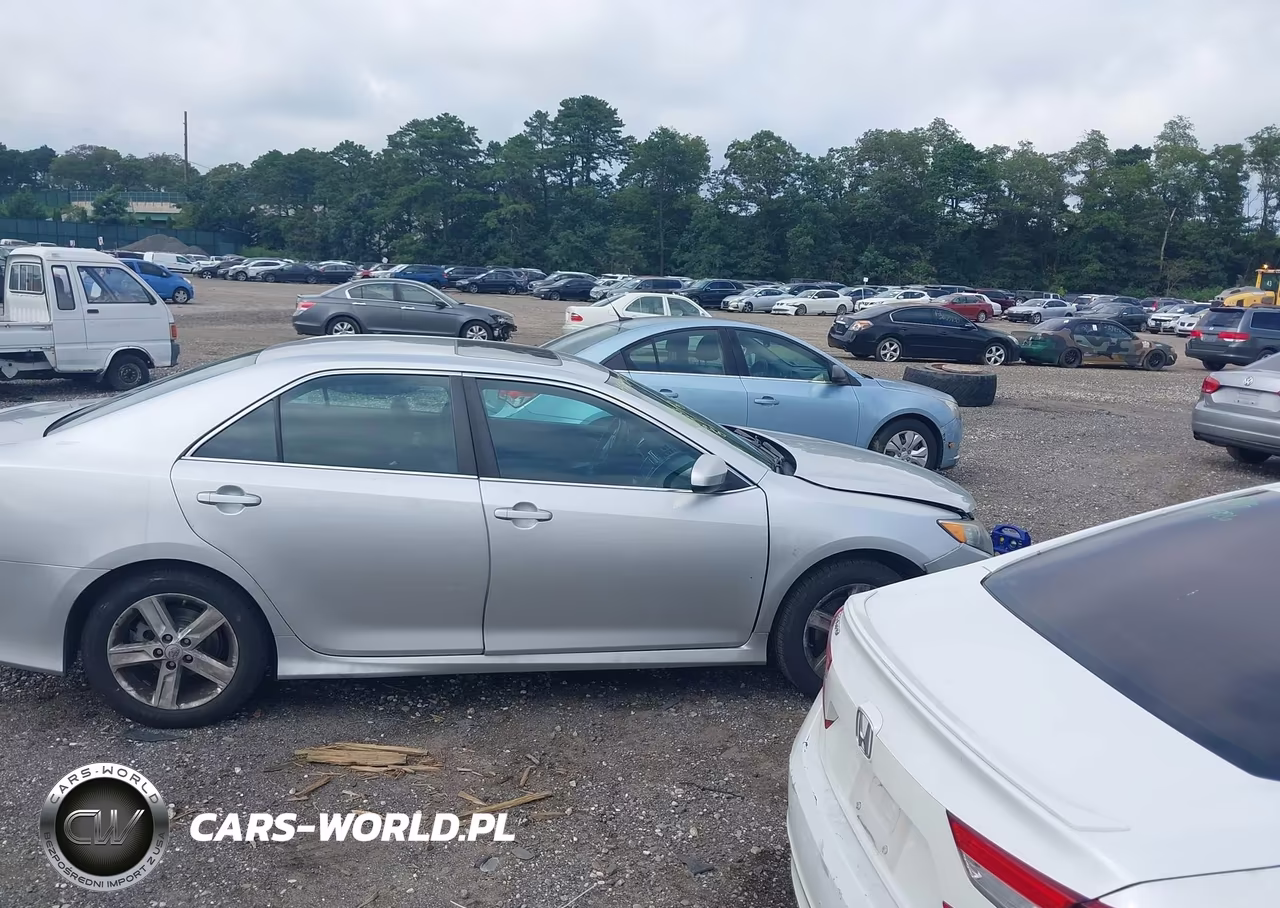 2013 Toyota Camry Se VIN:4T1BF1FK8DU721988 - 13