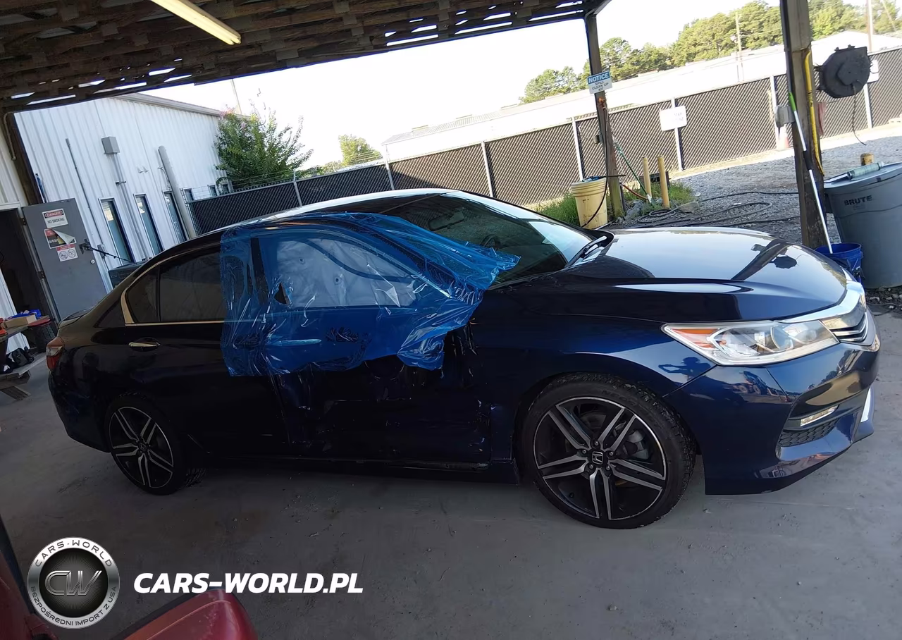 2017 Honda Accord Sport Se VIN:1HGCR2F10HA256385 - 13