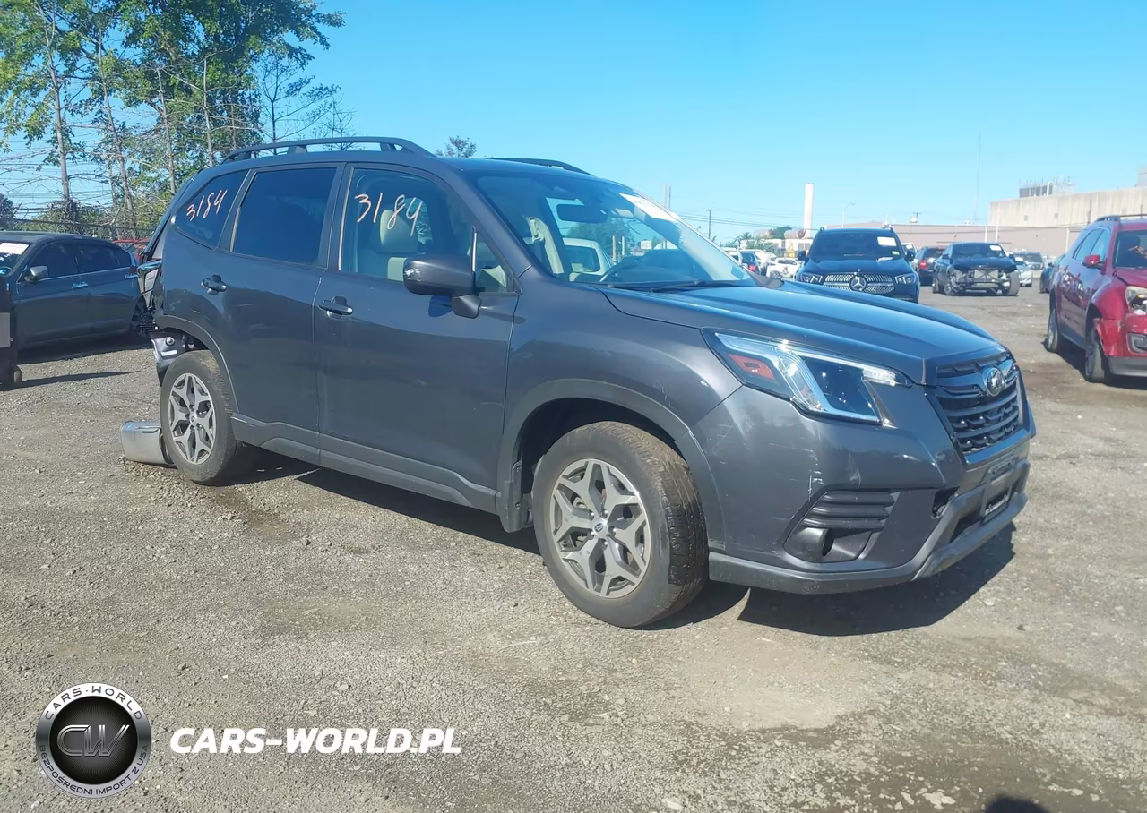 2023 Subaru Forester Premium
