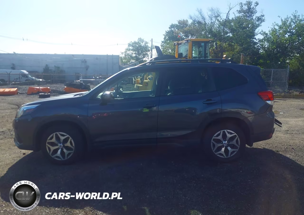 2023 Subaru Forester Premium VIN:JF2SKAEC4PH471609 - 14