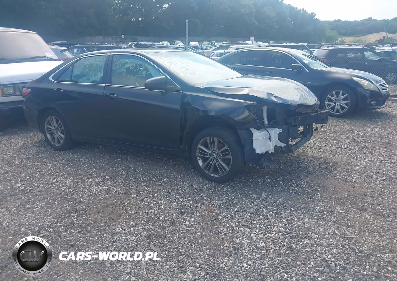 2016 Toyota Camry Se – zdjęcie 1 z 15
