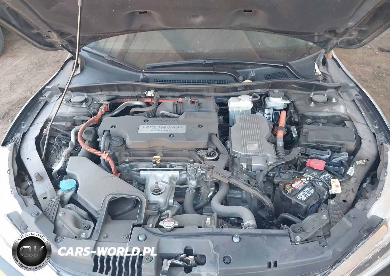 2017 Honda Accord Hybrid Touring VIN:JHMCR6F7XHC005709 - 10