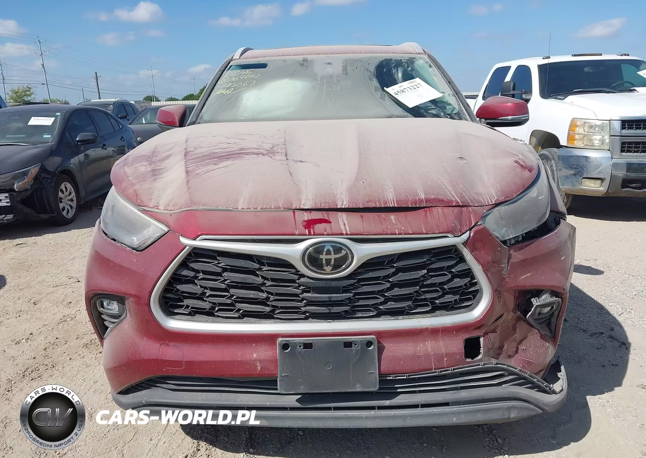 2022 Toyota Highlander Xle VIN:5TDGZRBH4NS225067 - 13
