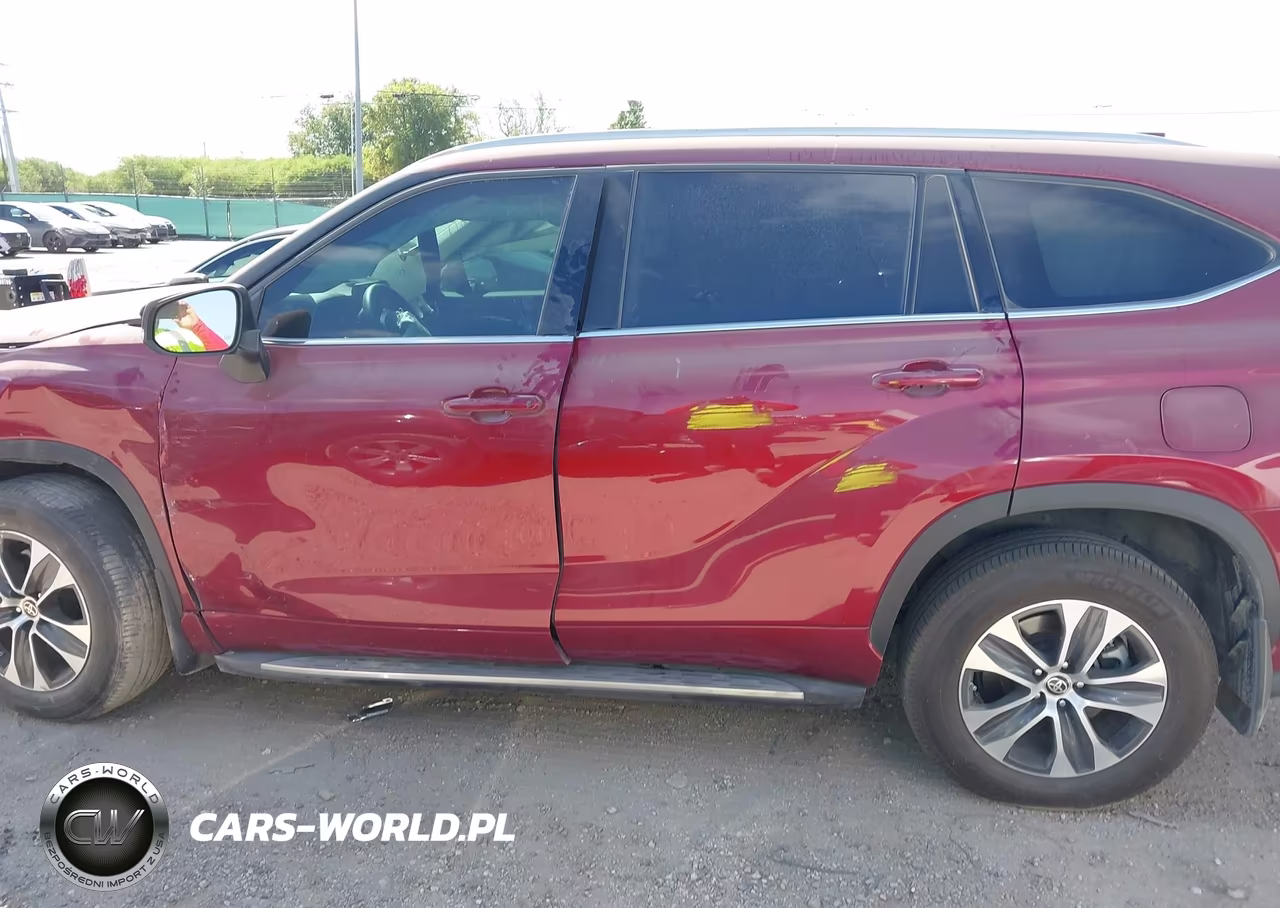 2022 Toyota Highlander Xle VIN:5TDGZRBH4NS225067 - 15