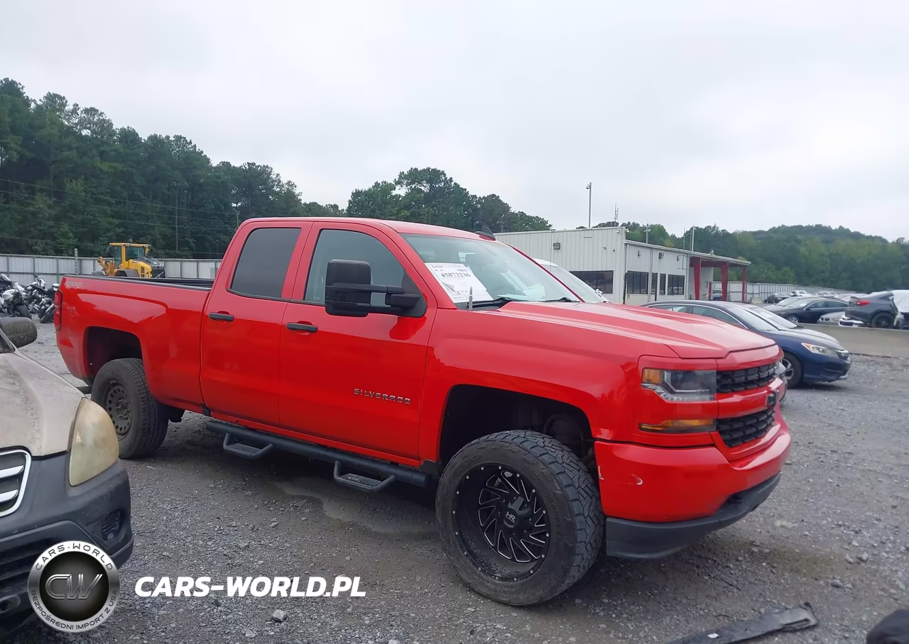 2016 Chevrolet Silverado 1500 Custom VIN:1GCVKPEHXGZ211655 - 13