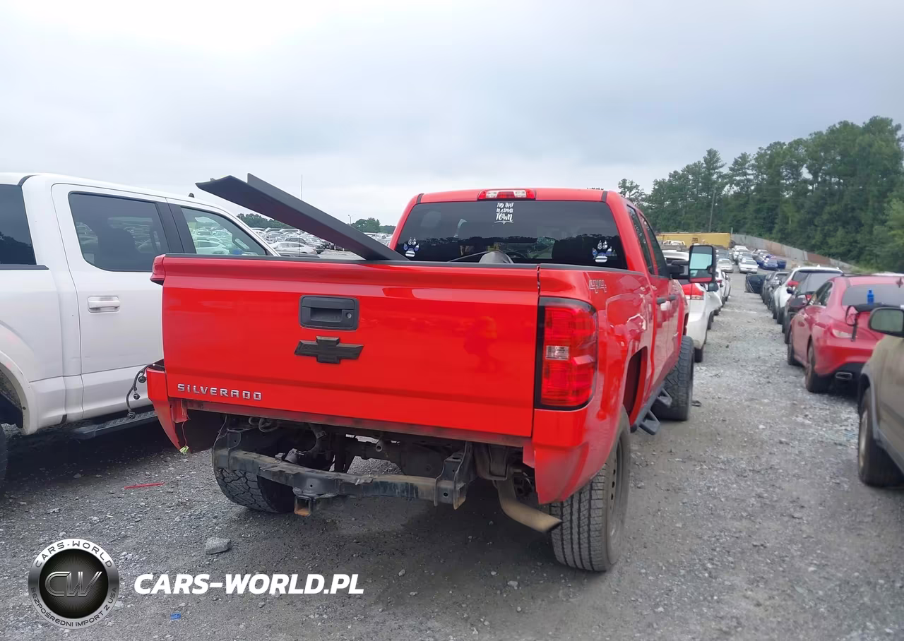 2016 Chevrolet Silverado 1500 Custom VIN:1GCVKPEHXGZ211655 - 4
