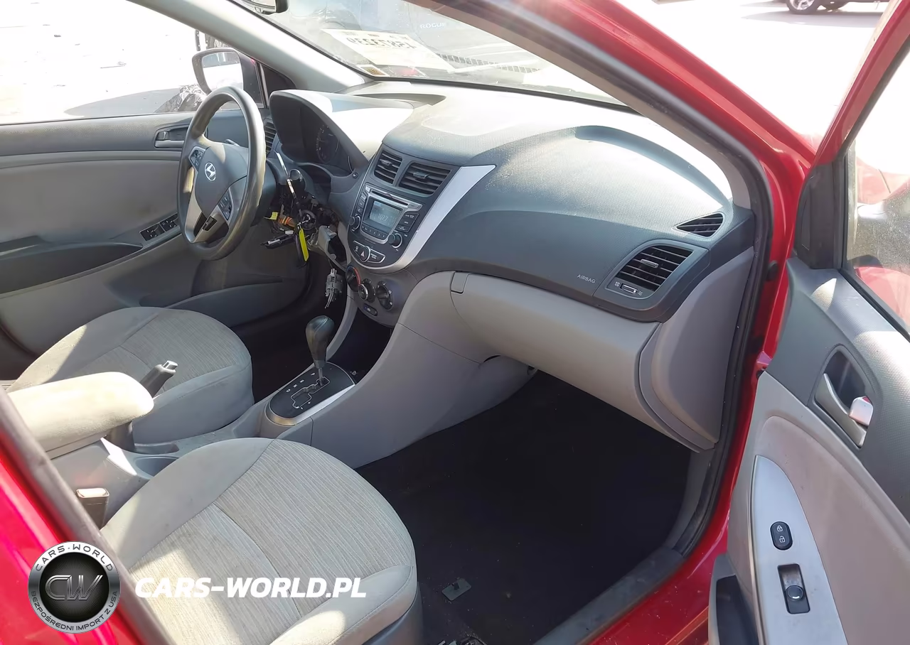 2017 Hyundai Accent Value Edition VIN:KMHCT4AE0HU300160 - 5