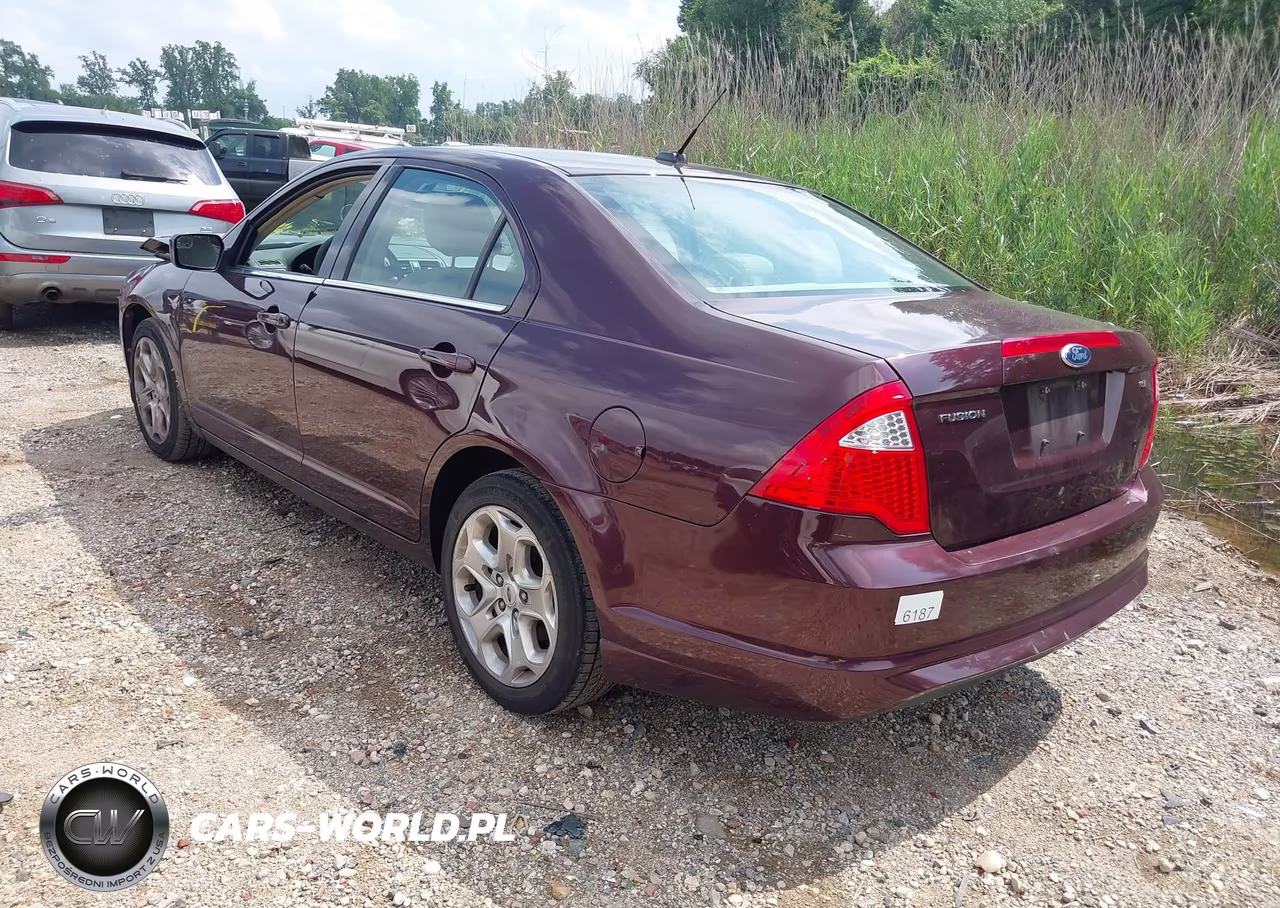 2011 Ford Fusion Se VIN:3FAHP0HA5BR105041 - 3