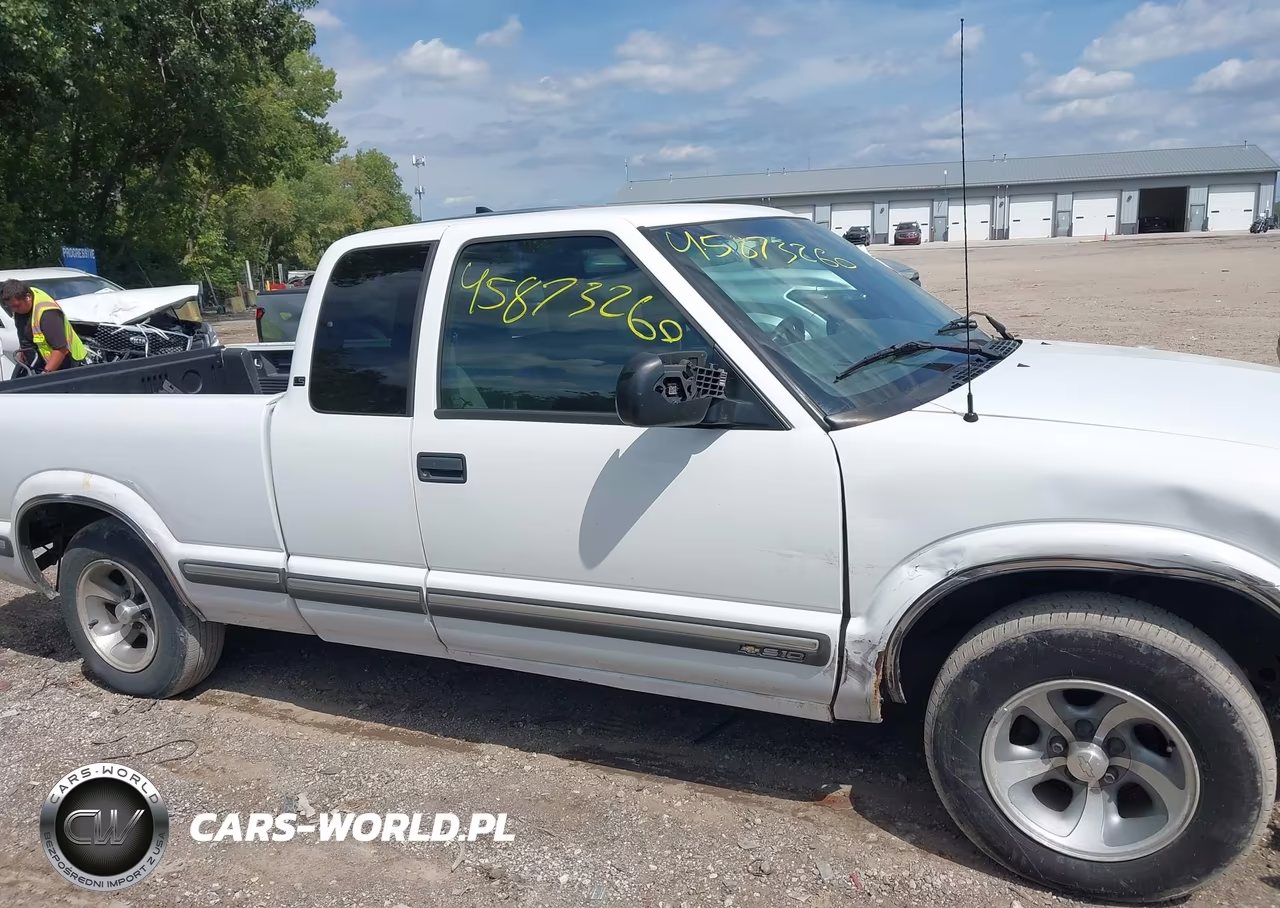1999 Chevrolet S-10 Ls VIN:1GCCS1943X8178337 - 13