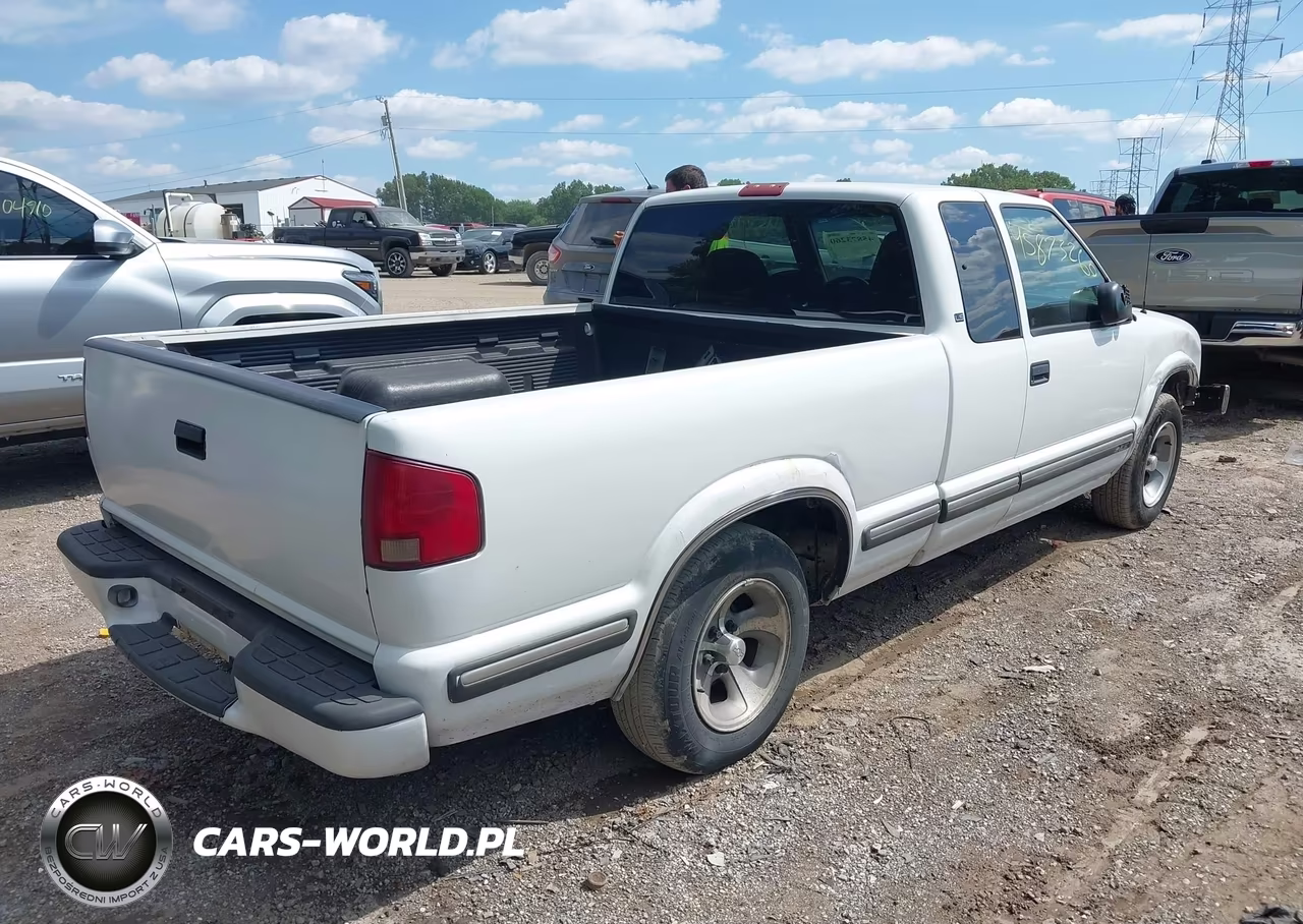 1999 Chevrolet S-10 Ls VIN:1GCCS1943X8178337 - 4