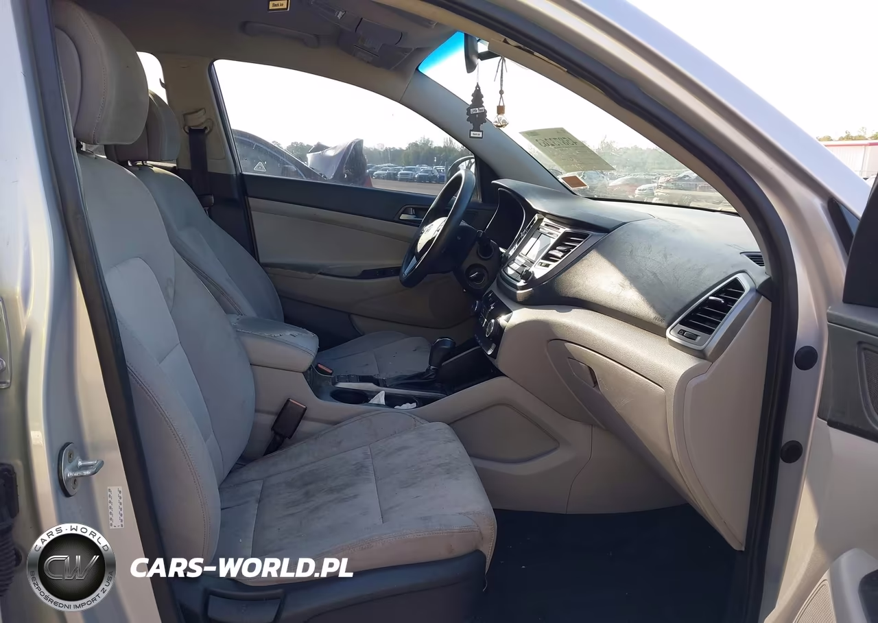 2017 Hyundai Tucson Se VIN:KM8J33A49HU296487 - 5