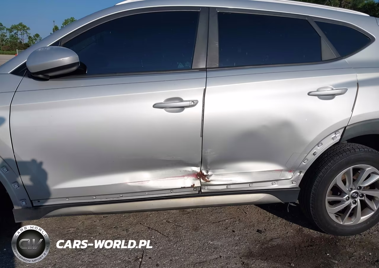 2017 Hyundai Tucson Se VIN:KM8J33A49HU296487 - 6