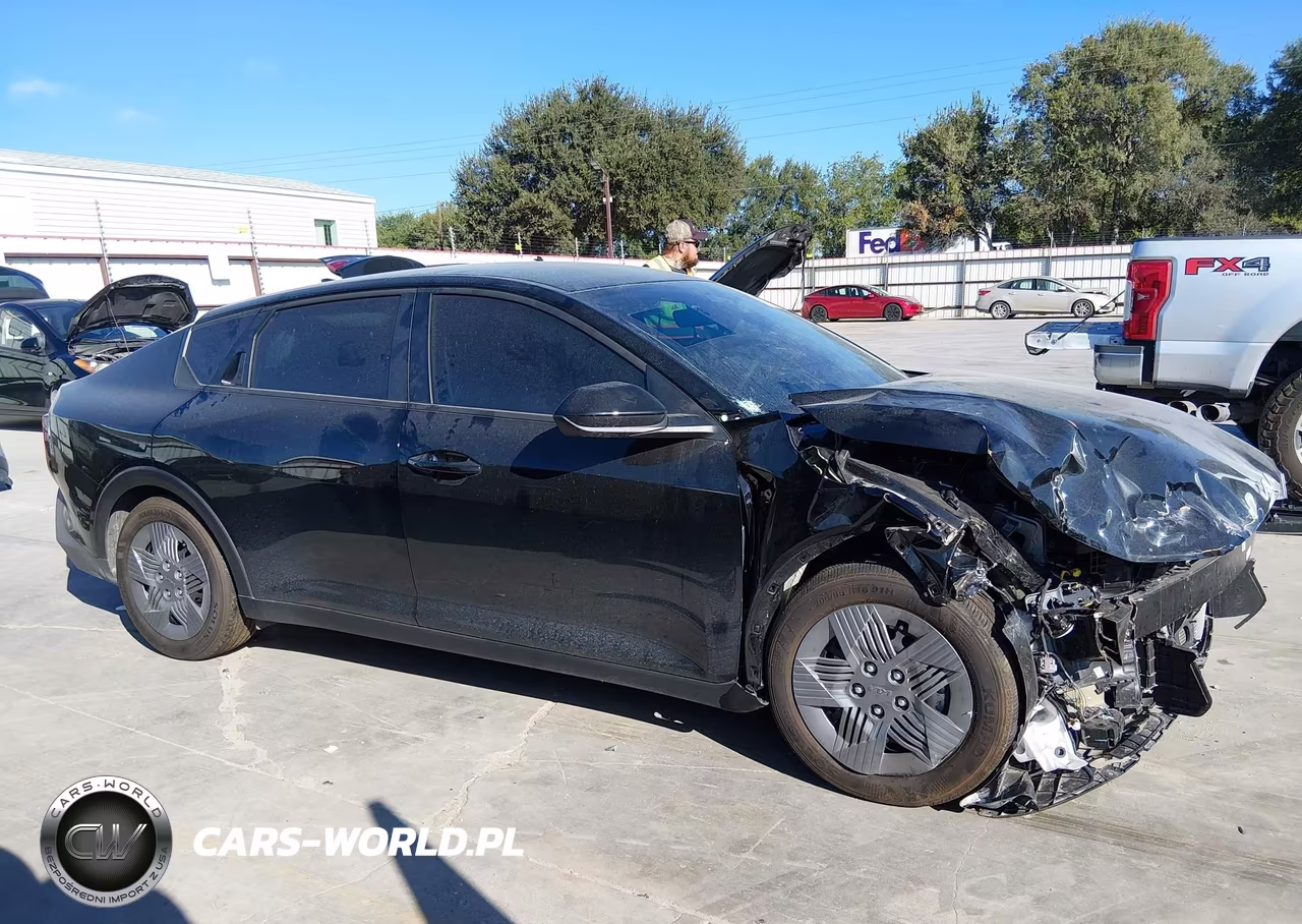 2026 Kia K4 Lx VIN:3KPFT4DE2TE315988 - 14