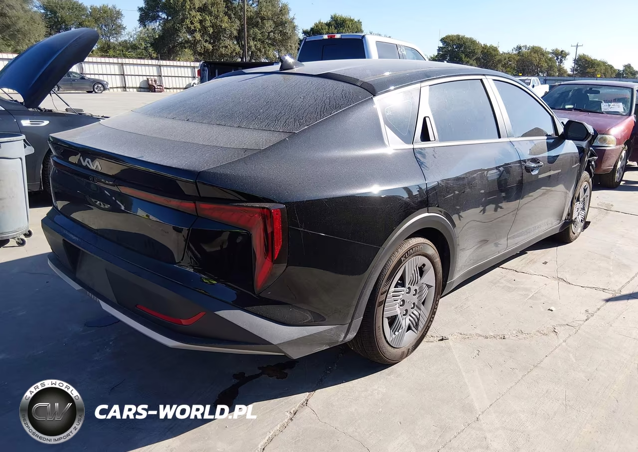 2026 Kia K4 Lx VIN:3KPFT4DE2TE315988 - 4