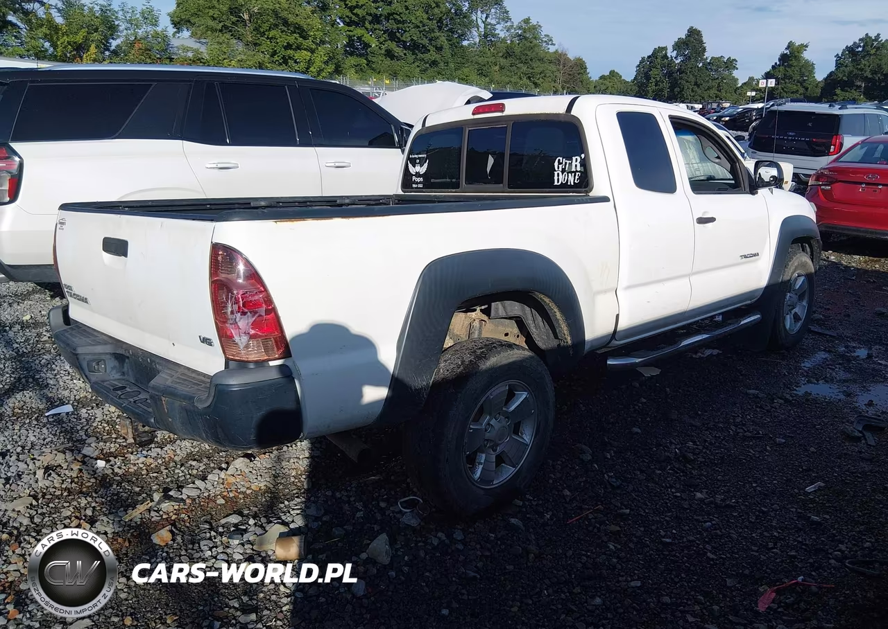 2012 Toyota Tacoma Base V6 VIN:5TFUU4ENXCX047355 - 4