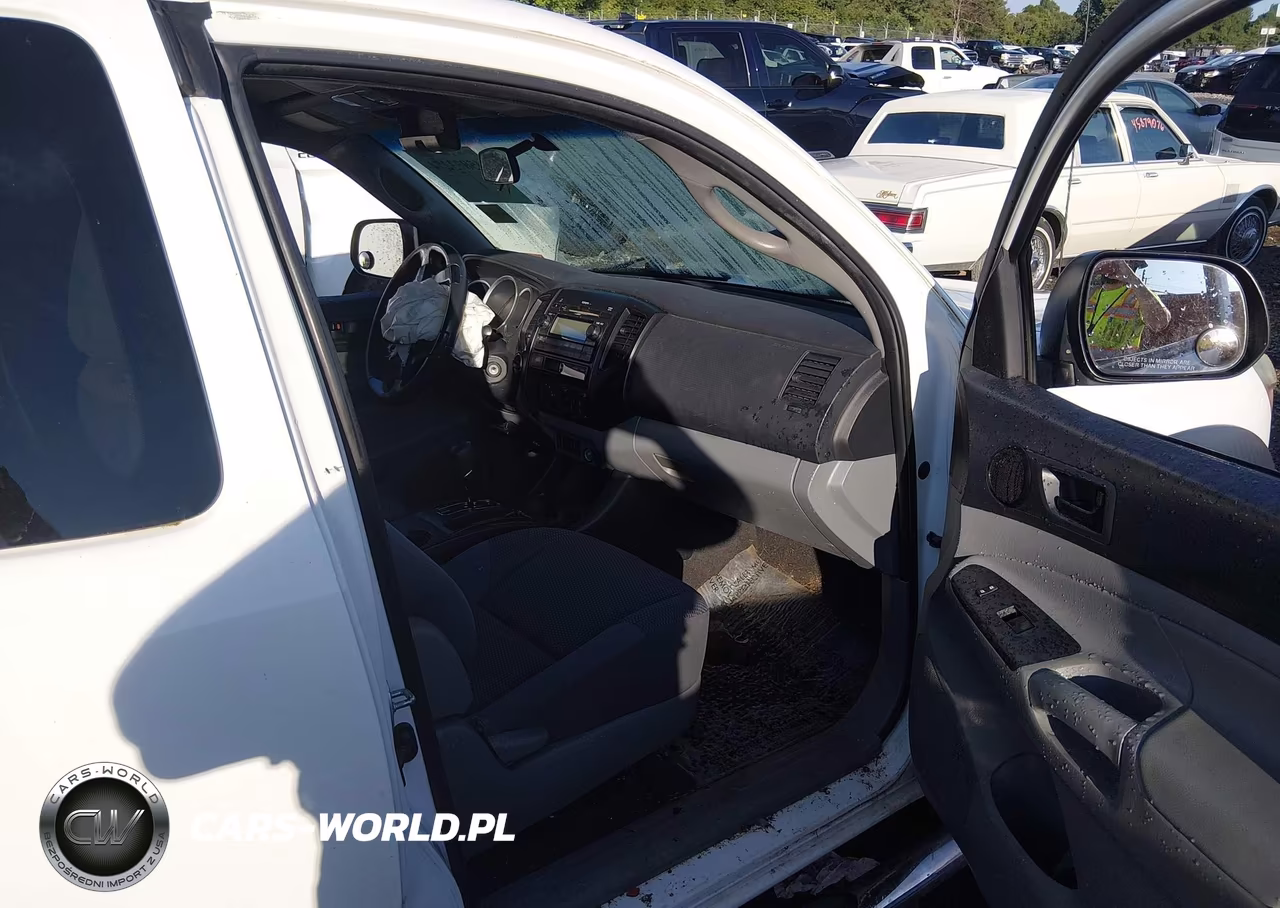 2012 Toyota Tacoma Base V6 VIN:5TFUU4ENXCX047355 - 5