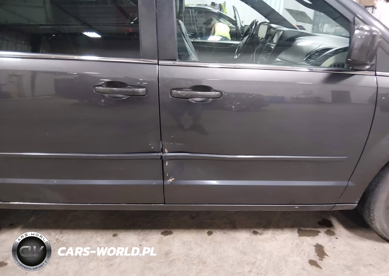 2017 Dodge Grand Caravan Sxt VIN:2C4RDGCG6HR814572 - 18