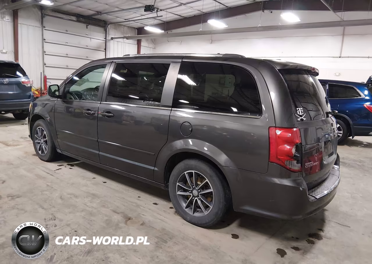 2017 Dodge Grand Caravan Sxt VIN:2C4RDGCG6HR814572 - 3