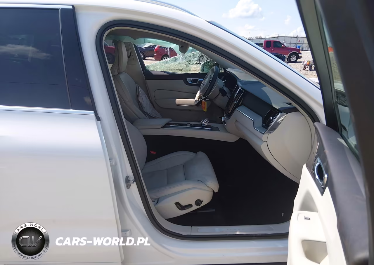 2023 Volvo Xc60 B5 Ultimate Bright Theme VIN:YV4L12DA9P1347062 - 5