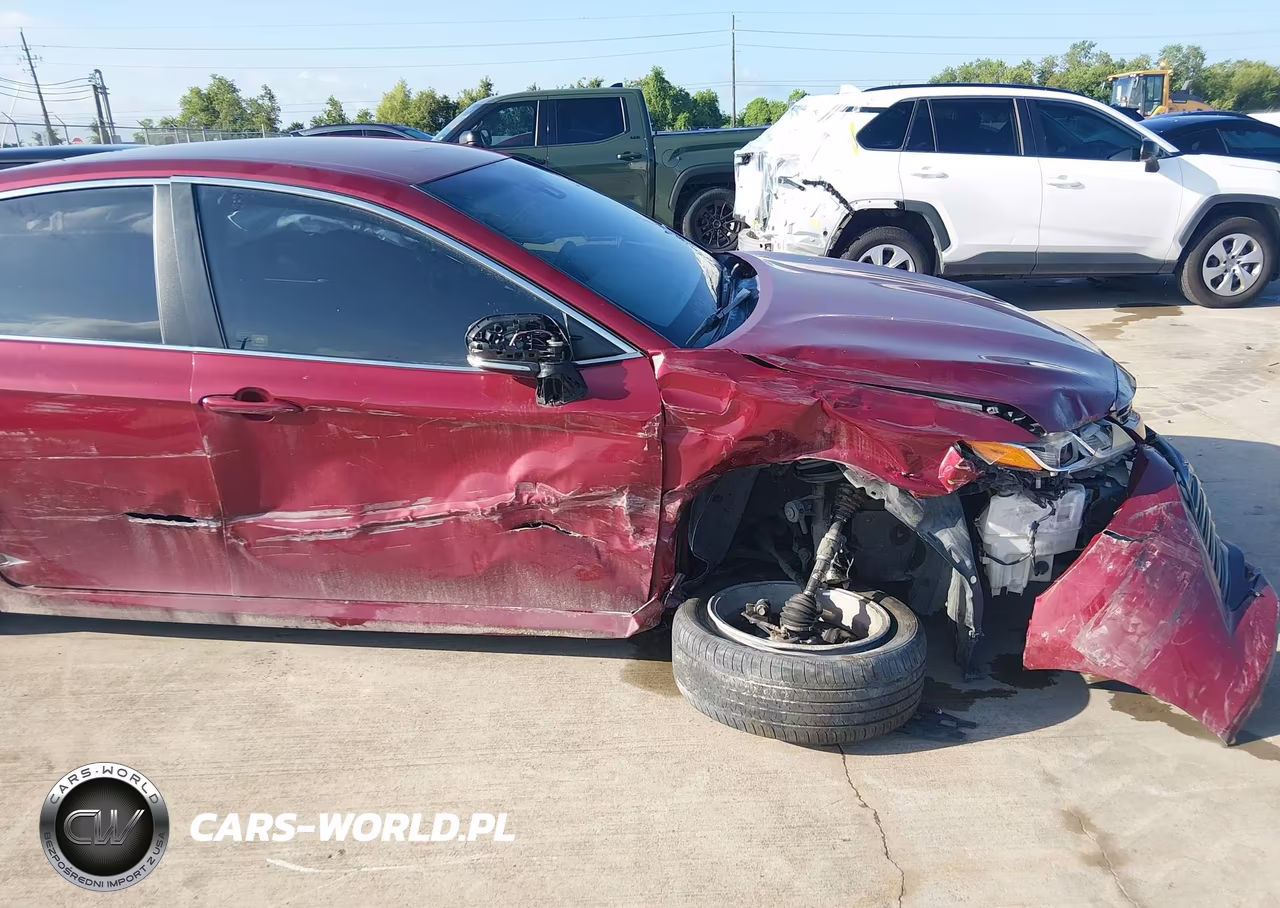 2018 Toyota Camry Le VIN:4T1B11HK8JU566107 - 6