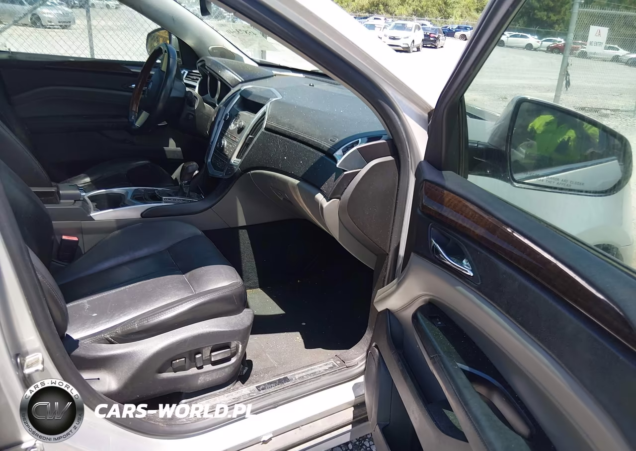 2010 Cadillac Srx Luxury Collection VIN:3GYFNAEY4AS565212 - 5