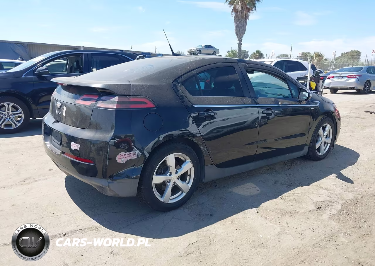 2013 Chevrolet Volt VIN:1G1RE6E46DU147020 - 4