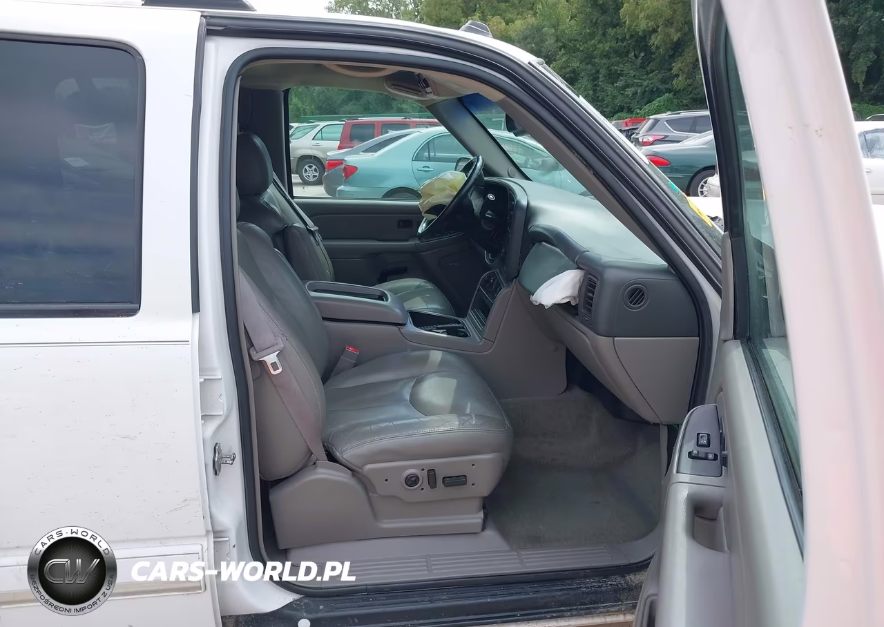 2004 Chevrolet Suburban 1500 Lt VIN:3GNFK16Z44G201084 - 5