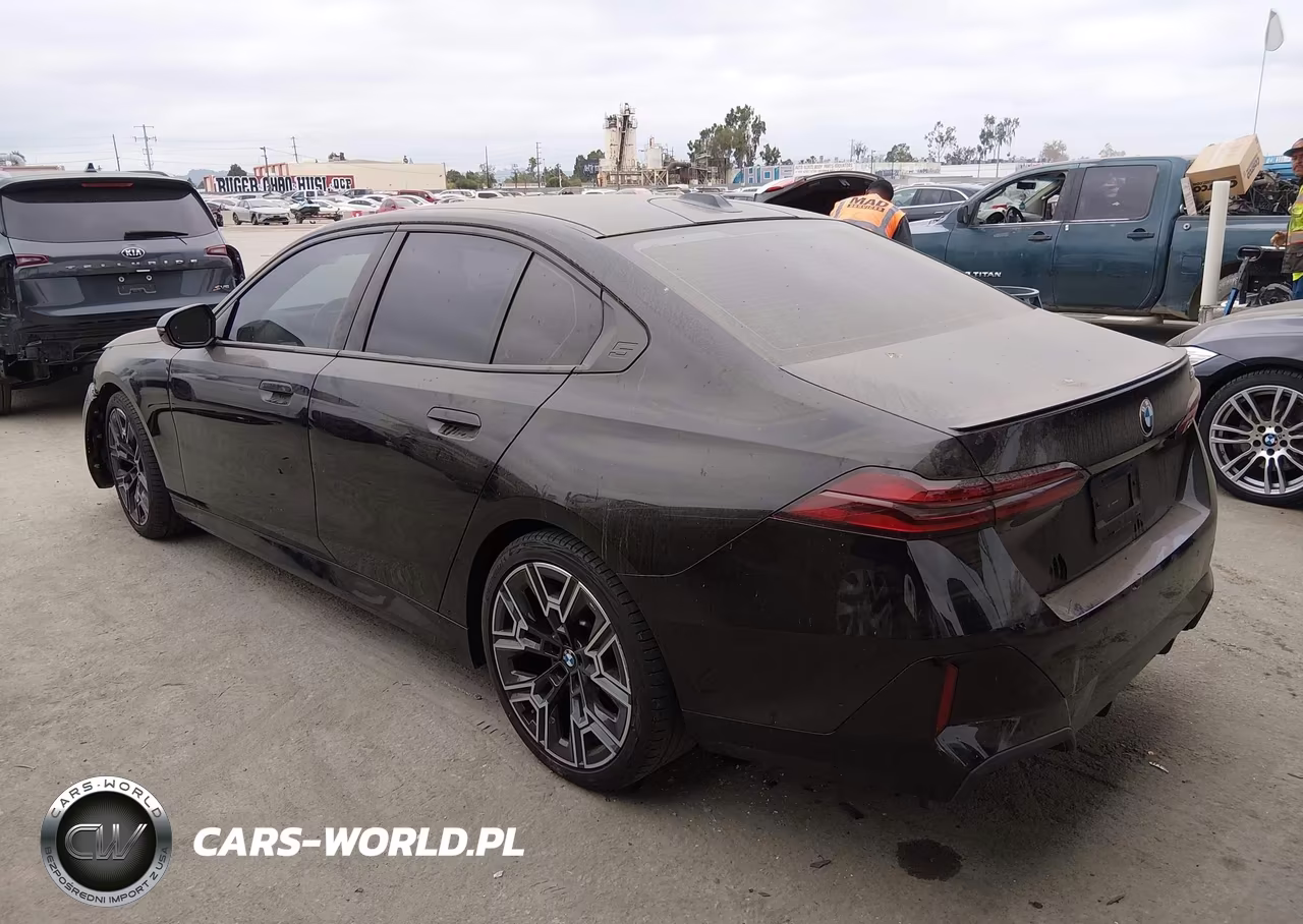 2024 BMW 530I VIN:WBA43FJ0XRCP95030 - 3