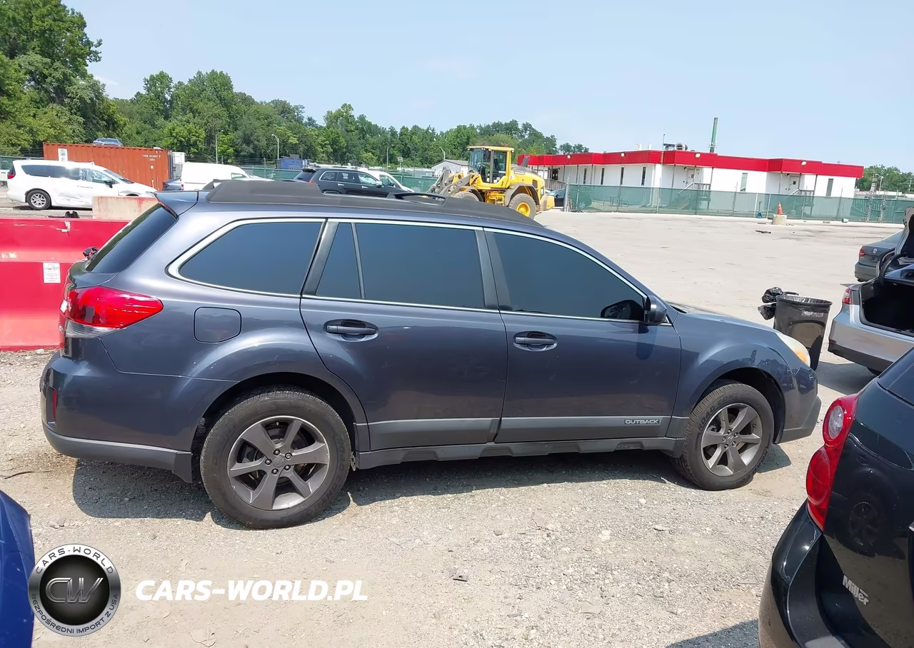 2014 Subaru Outback 2.5I Premium VIN:4S4BRCCC6E3307373 - 13