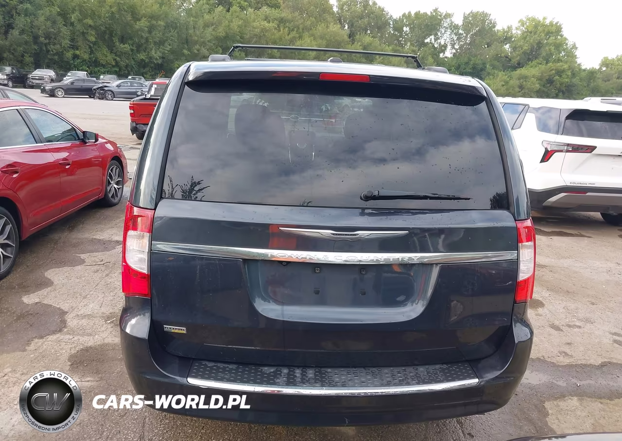 2013 Chrysler Town & Country Touring VIN:2C4RC1BG9DR779568 - 16