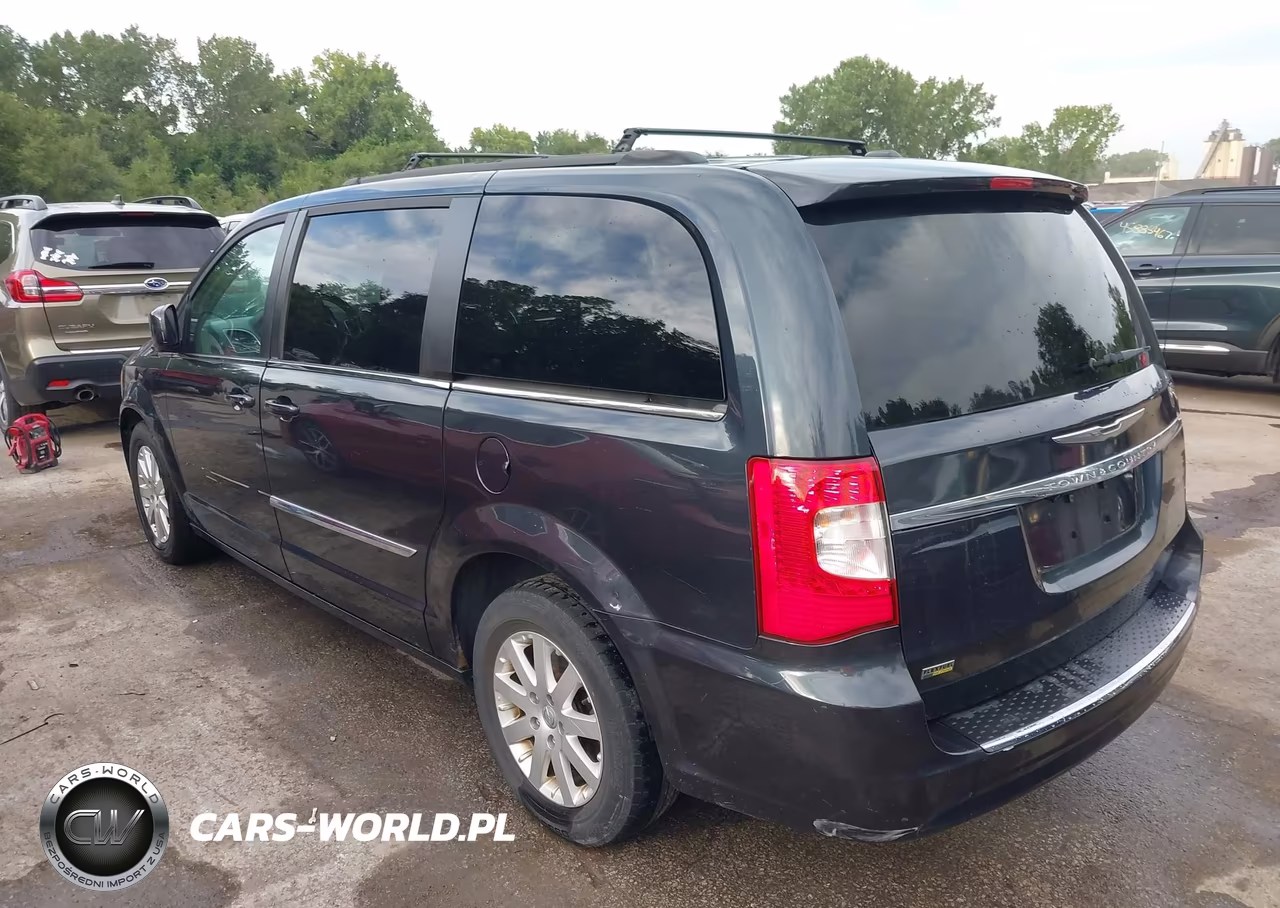 2013 Chrysler Town & Country Touring VIN:2C4RC1BG9DR779568 - 3