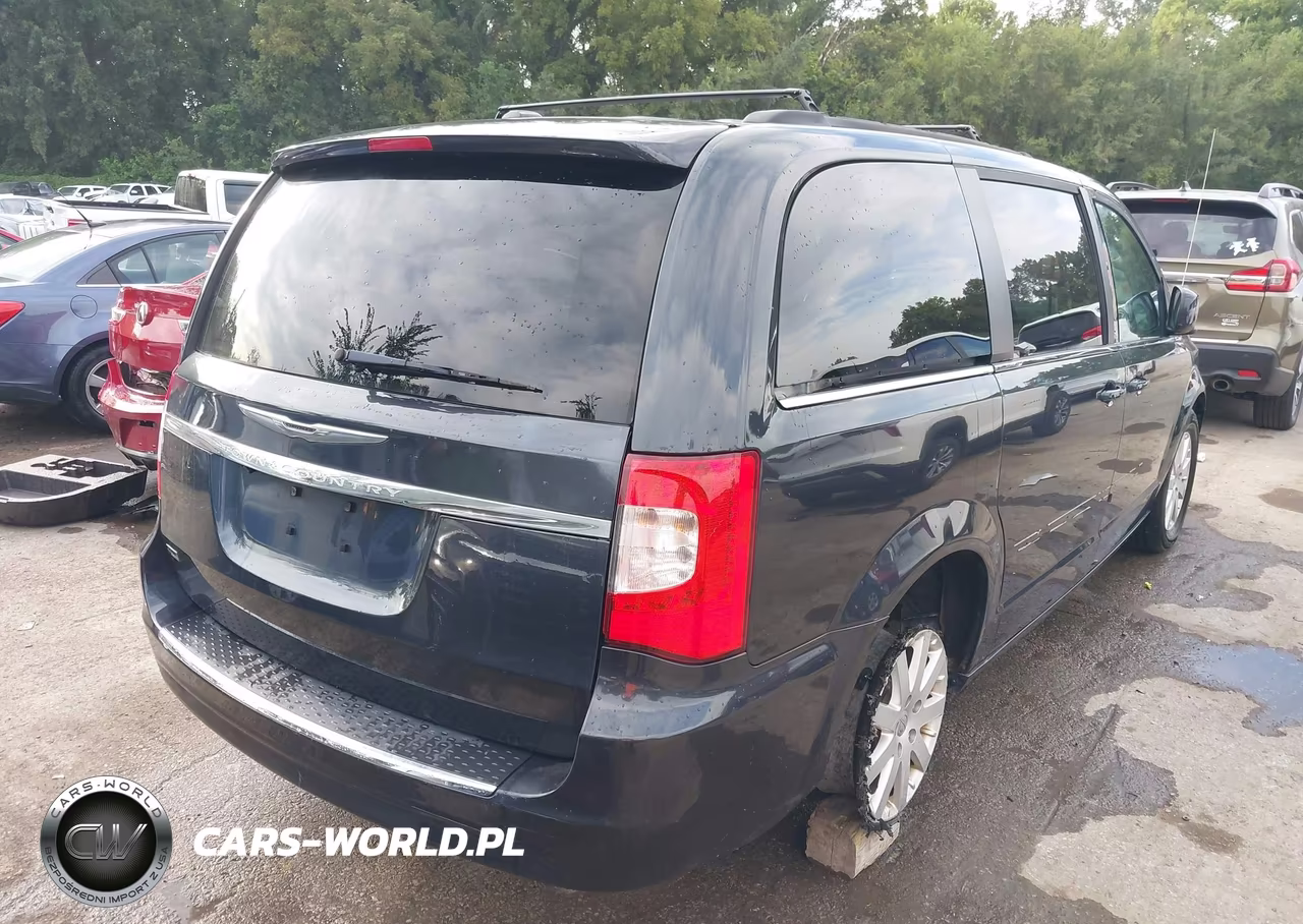 2013 Chrysler Town & Country Touring VIN:2C4RC1BG9DR779568 - 4