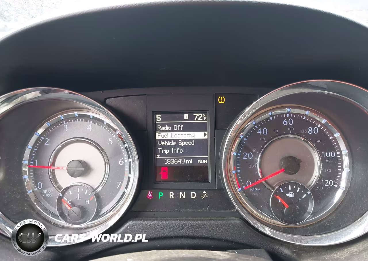 2013 Chrysler Town & Country Touring VIN:2C4RC1BG9DR779568 - 7
