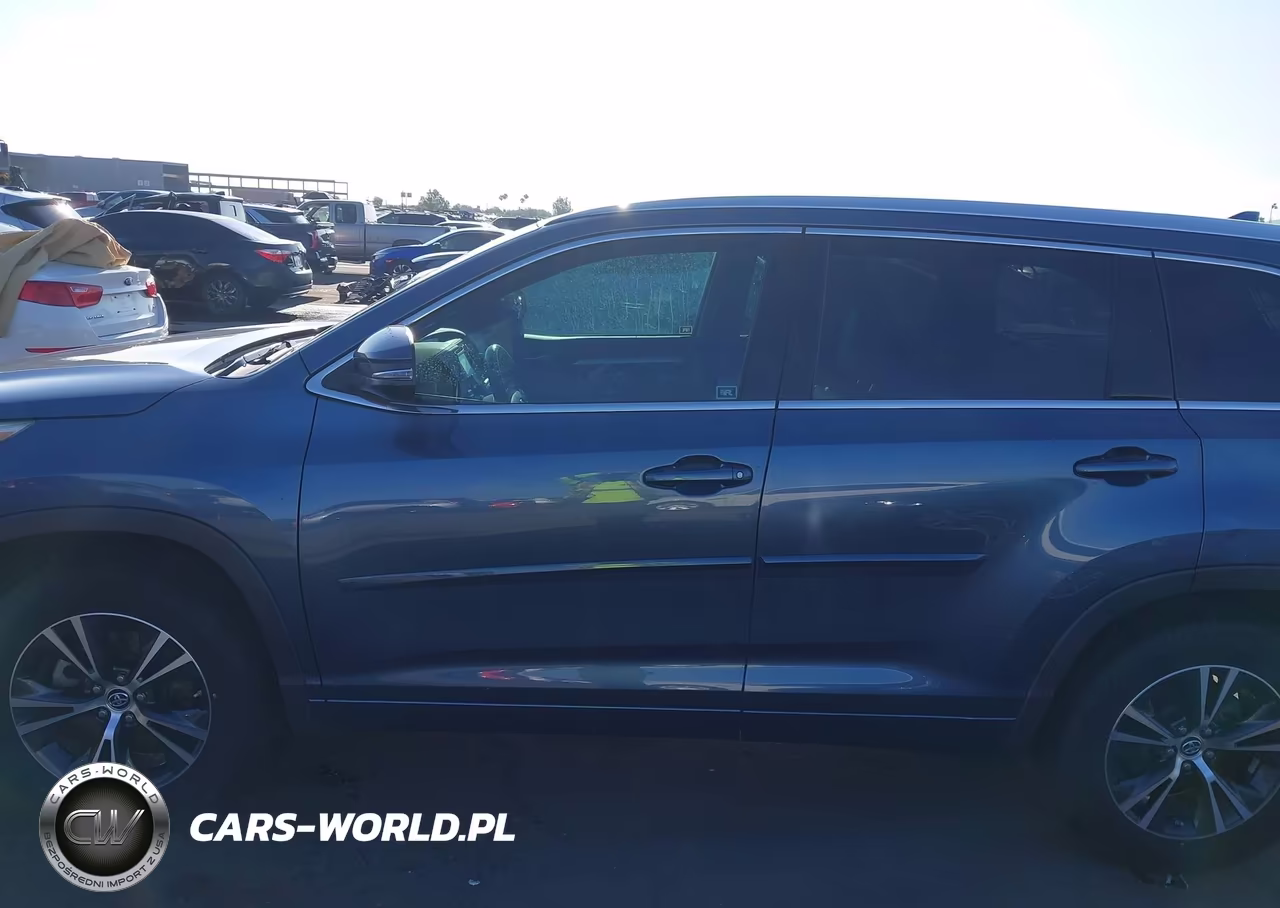 2016 Toyota Highlander Xle V6 VIN:5TDKKRFH3GS122279 - 14