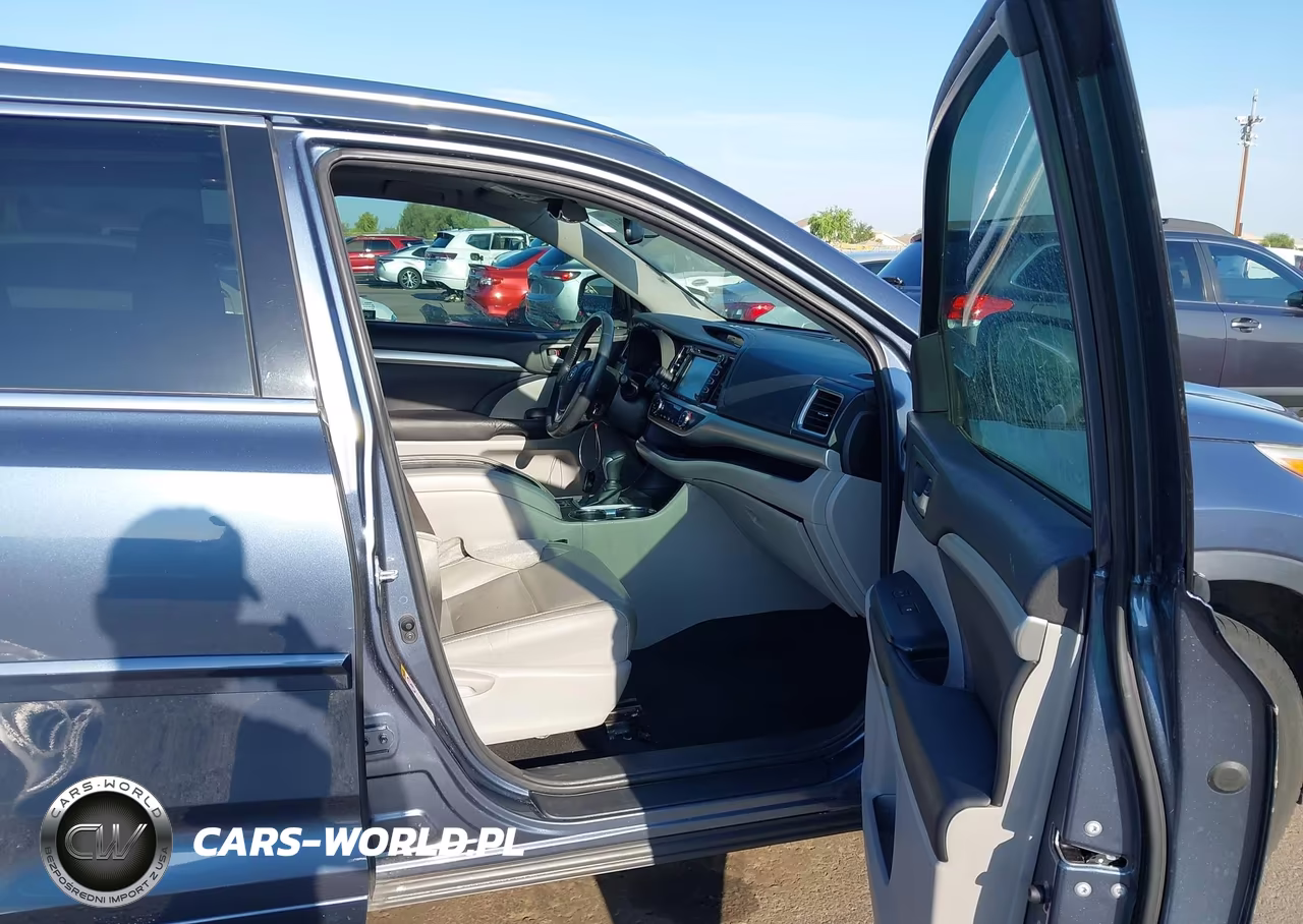 2016 Toyota Highlander Xle V6 VIN:5TDKKRFH3GS122279 - 5
