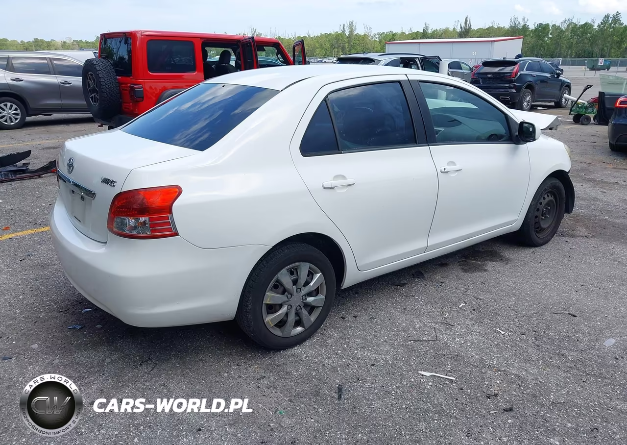 2012 Toyota Yaris VIN:JTDBT4K33CL027825 - 4