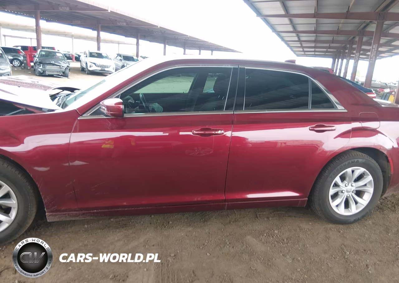 2021 Chrysler 300 Touring VIN:2C3CCAAG1MH554854 - 14