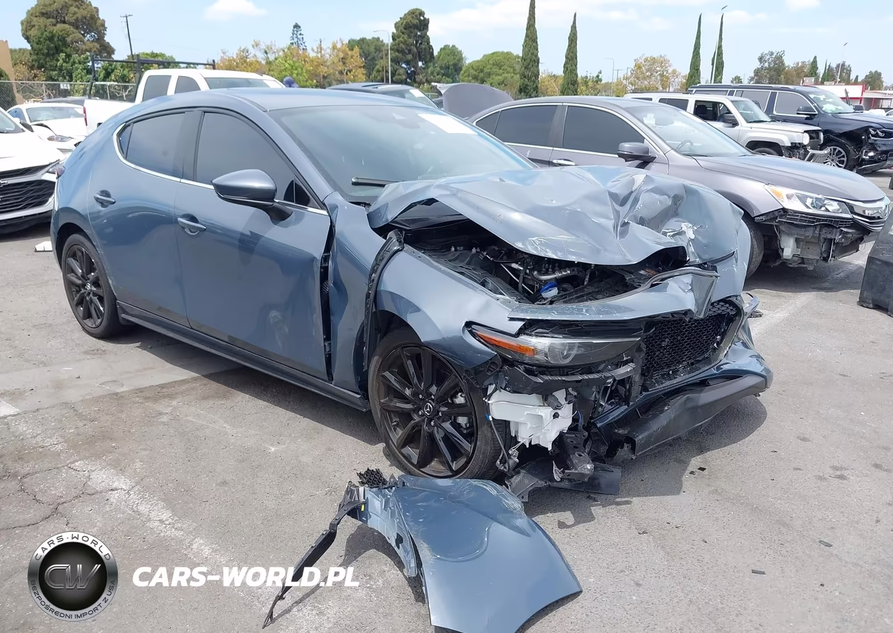2021 Mazda Mazda3 Premium – zdjęcie 1 z 16