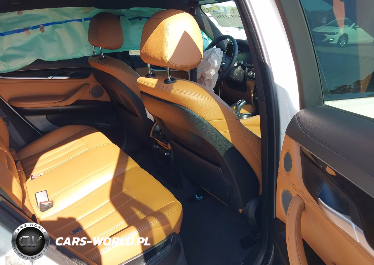 2018 BMW X6 xDrive35I VIN:5UXKU2C59J0Z61342 - 8