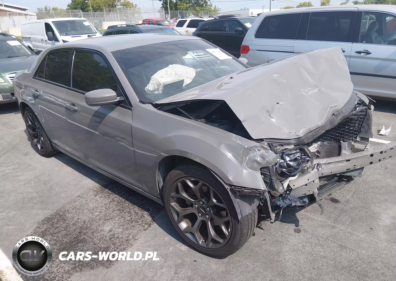 2019 Chrysler 300 300S – zdjęcie 1 z 17