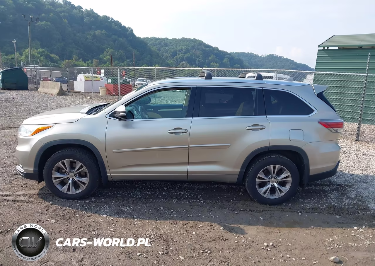 2014 Toyota Highlander Xle V6 VIN:5TDJKRFH8ES055607 - 14
