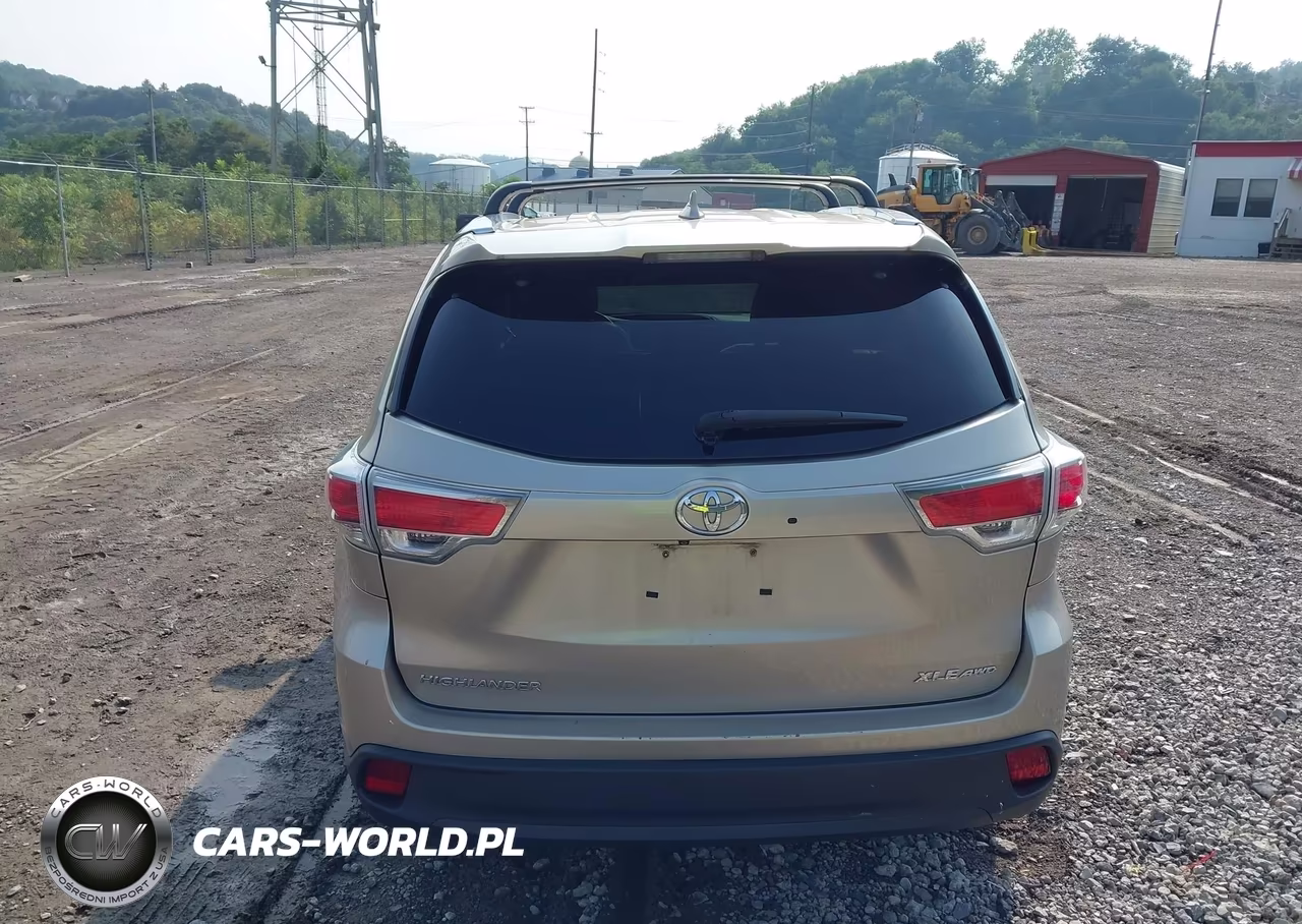 2014 Toyota Highlander Xle V6 VIN:5TDJKRFH8ES055607 - 16