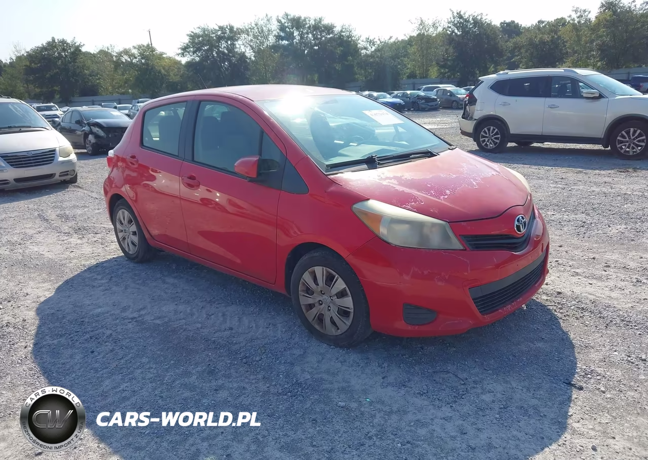 2013 Toyota Yaris Le